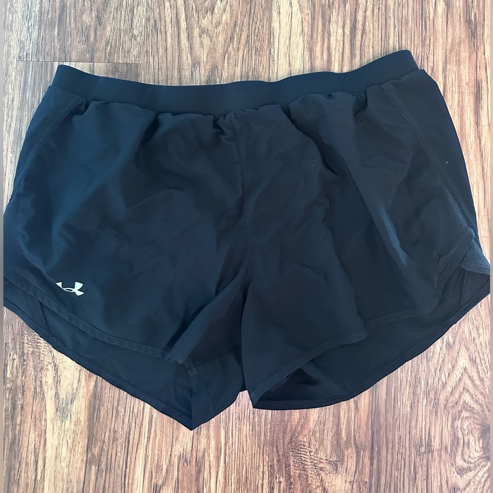 Under Armour XL Loose Athletic Shorts